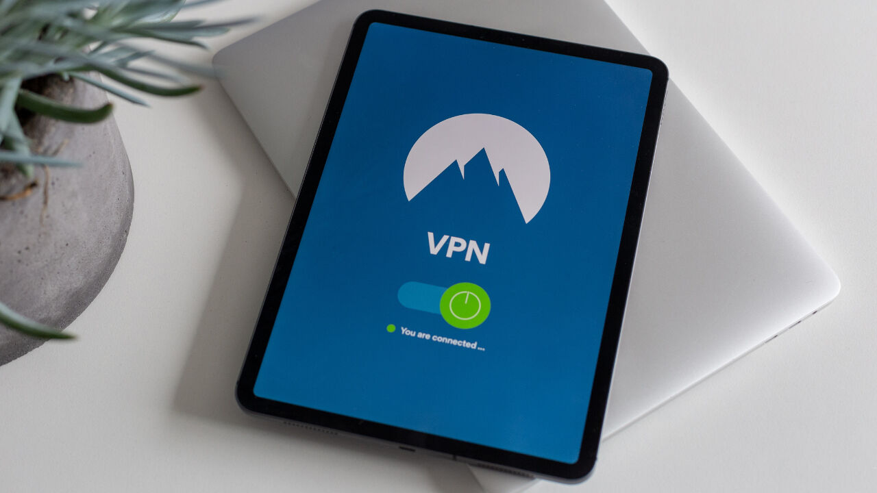 VPN kullanmak tehlikeli mi, zararı var mı? VPN ile sosyal medyaya girmenin riskleri merak ediliyor - 4. Resim