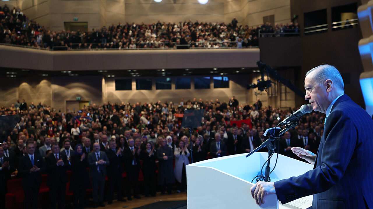 21 Mart Baharın ve Kardeşliğin Bayramı ilan ediliyor! Cumhurbaşkanı Erdoğan: Teklifi ben sunacağım 21 Mart Baharın ve Kardeşliğin Bayramı ilan ediliyor! Cumhurbaşkanı Erdoğan: Teklifi ben sunacağım - 1. Resim