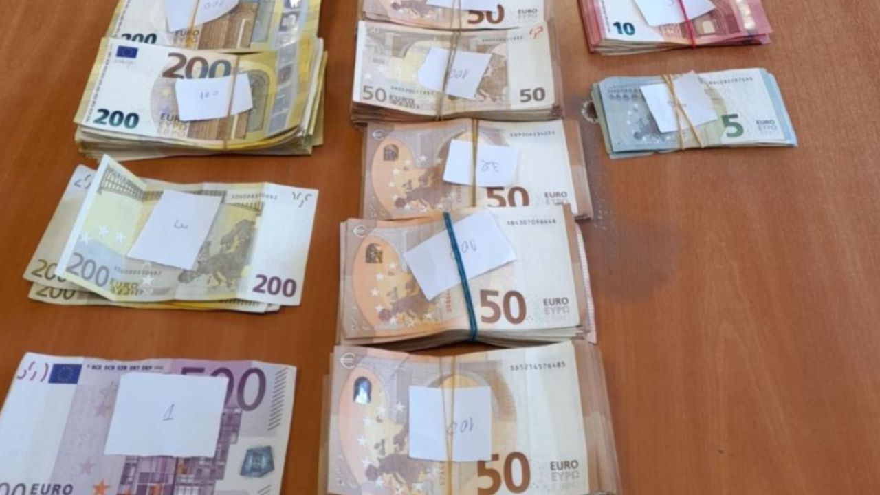 62 bin euro ile yakalandı! Hepsine el konuldu