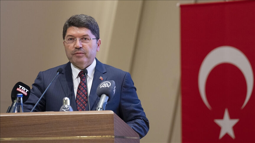 Bakan Tunç'tan Özgür Özel'e sert tepki: İhbar ve delillerden haberiniz var mı? Bakan Tunç'tan Özgür Özel'e sert tepki: İhbar ve delillerden haberiniz var mı? - 2. Resim