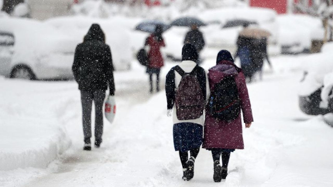 Bugün okullar tatil mi 21 Mart Cuma? Kar tatili verilen il ve ilçeler belli oldu