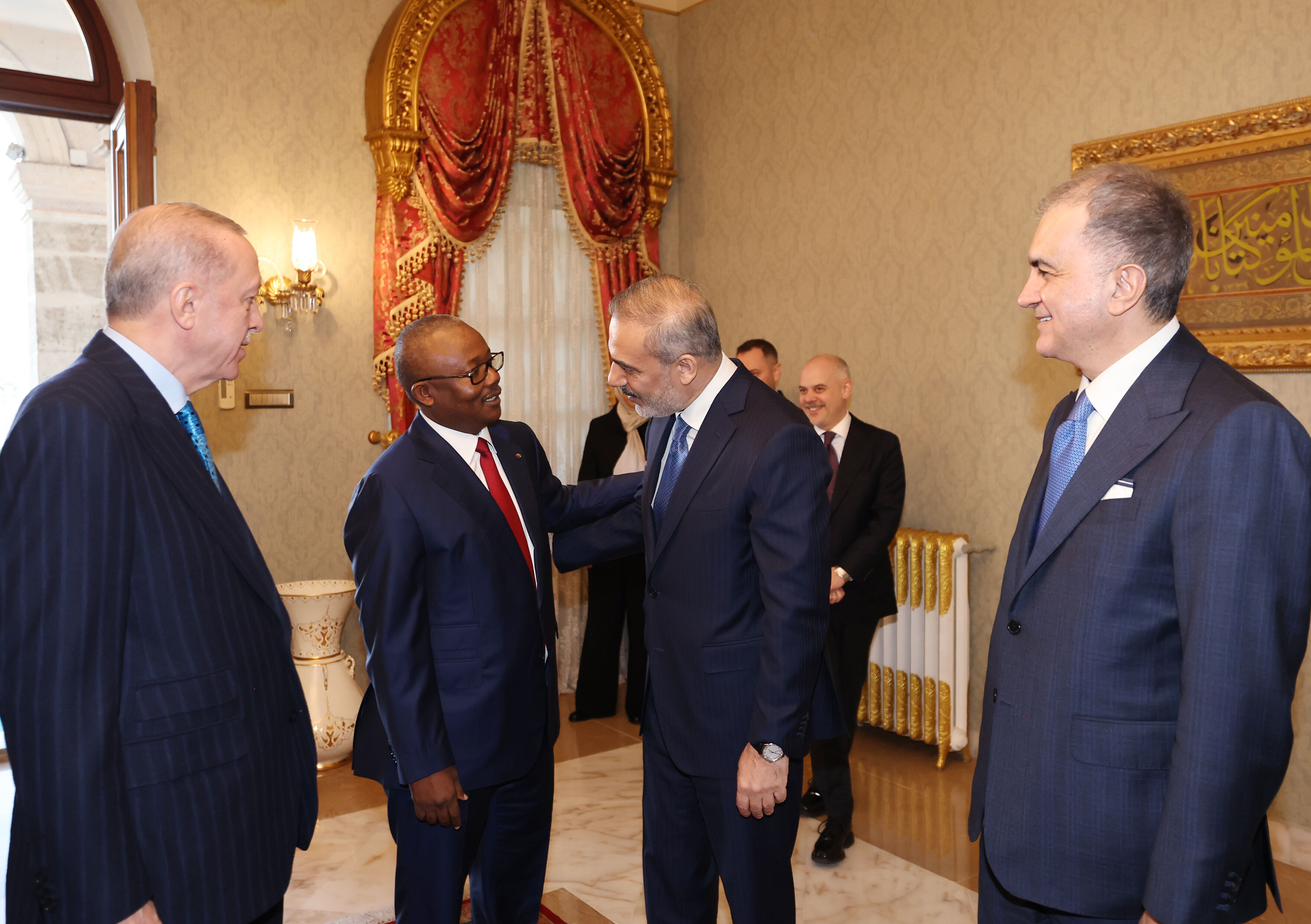 Cumhurbaşkanı Erdoğan Gine Bissau Devlet Başkanı Umaro Sissoco Embalo ile görüştü Cumhurbaşkanı Erdoğan Gine Bissau Devlet Başkanı Umaro Sissoco Embalo ile görüştü - 2. Resim