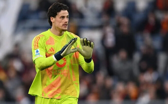 Fenerbahçe'de kalede değişim! Yeni hedef Mile Svilar - 2. Resim