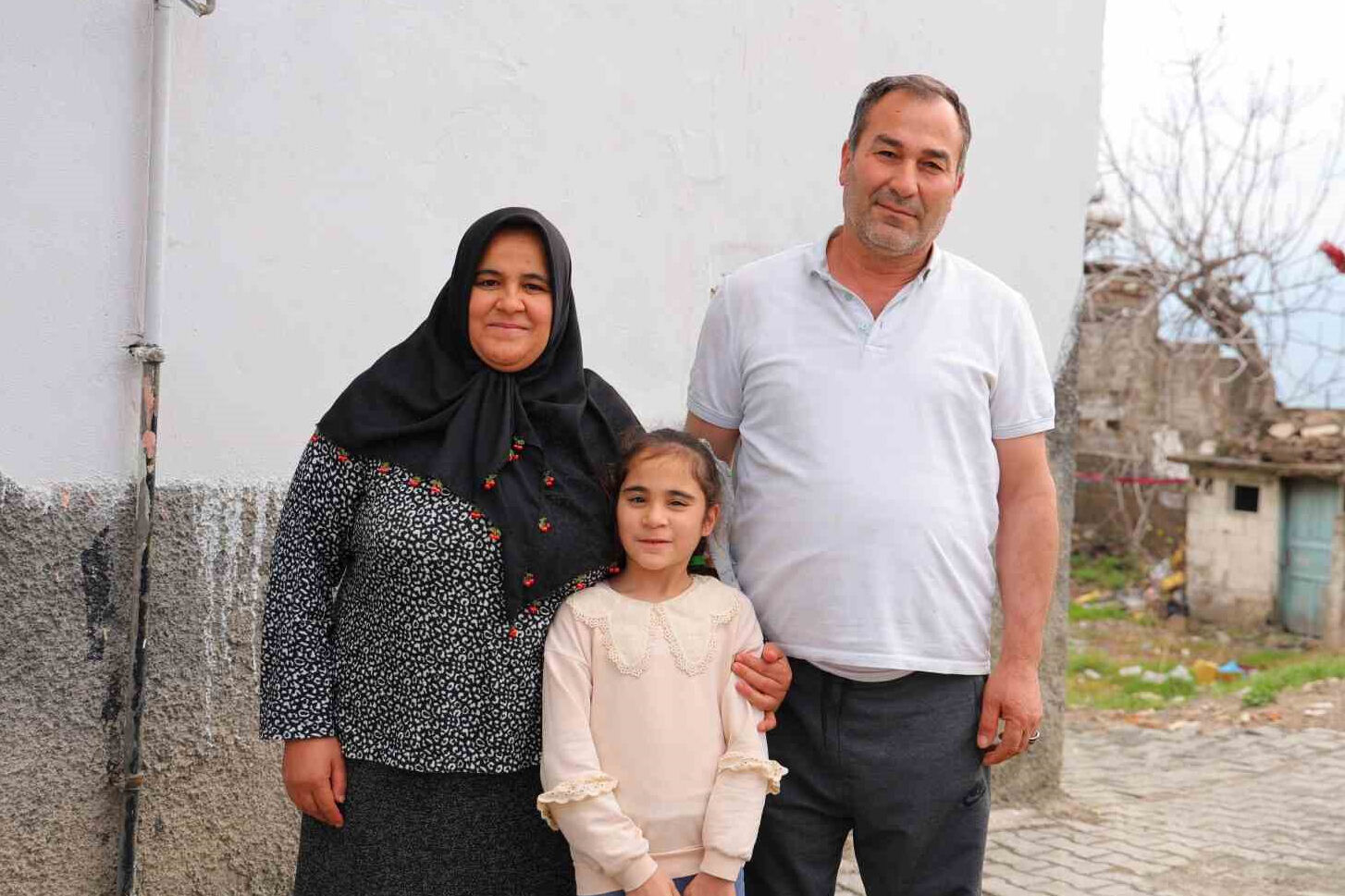 'İsmail neredesin gülüm' diyerek sosyal medyayı sallamıştı! Fatma teyzeden mutlu evliliğin sırrı 'İsmail neredesin gülüm' diyerek sosyal medyayı sallamıştı! Bakanı güldüren Fatma teyze ve İsmail amca bulundu - 1. Resim