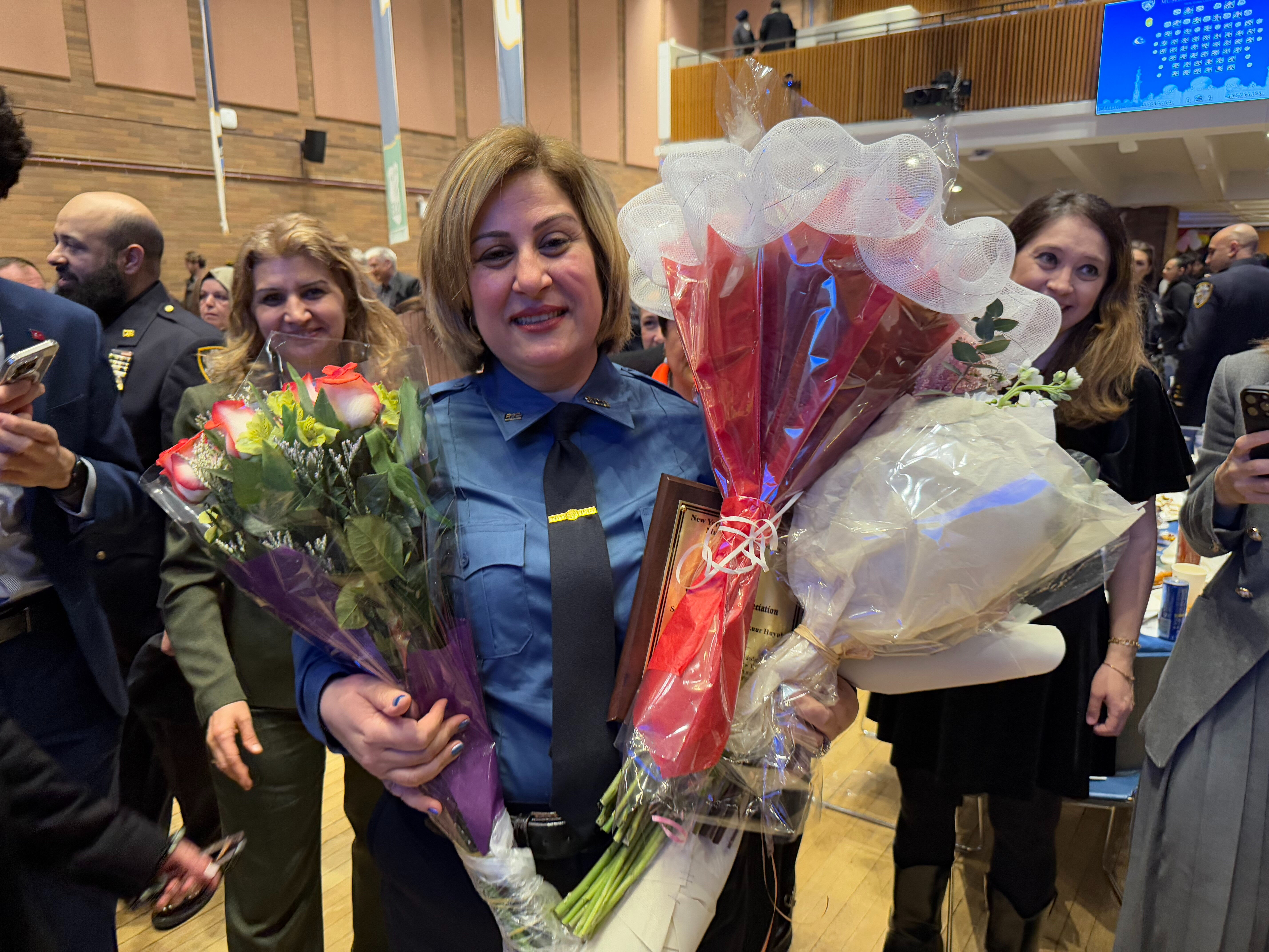 New York’ta görev yapan Müslüman polisler iftar programında bir araya geldi New York’ta gören yapan Müslüman polisler iftar programında bir araya geldi - 2. Resim