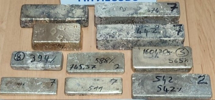 6 milyon euro değerinde! Vücuduna sarıp Türkiye'ye sokmak isterken yakalandı - 1. Resim