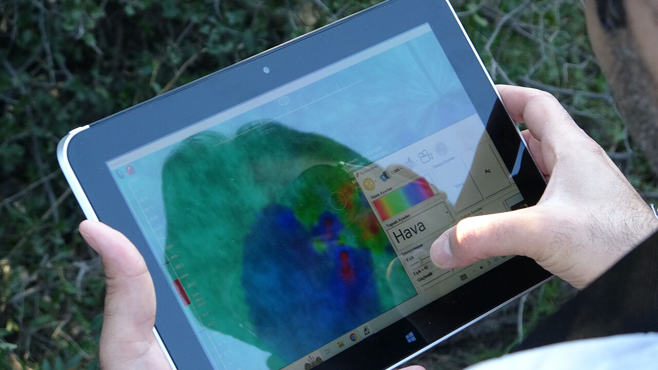 9 aydır kayıptı, ihbar harekete geçirdi! Yeraltı görüntüleme cihazıyla cesedi arandı 9 aydır kayıptı, ihbar harekete geçirdi! Yeraltı görüntüleme cihazıyla cesedi arandı - 6. Resim