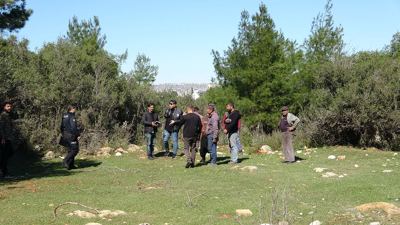 9 aydır kayıptı, ihbar harekete geçirdi! Yeraltı görüntüleme cihazıyla cesedi arandı 9 aydır kayıptı, ihbar harekete geçirdi! Yeraltı görüntüleme cihazıyla cesedi arandı - 4. Resim