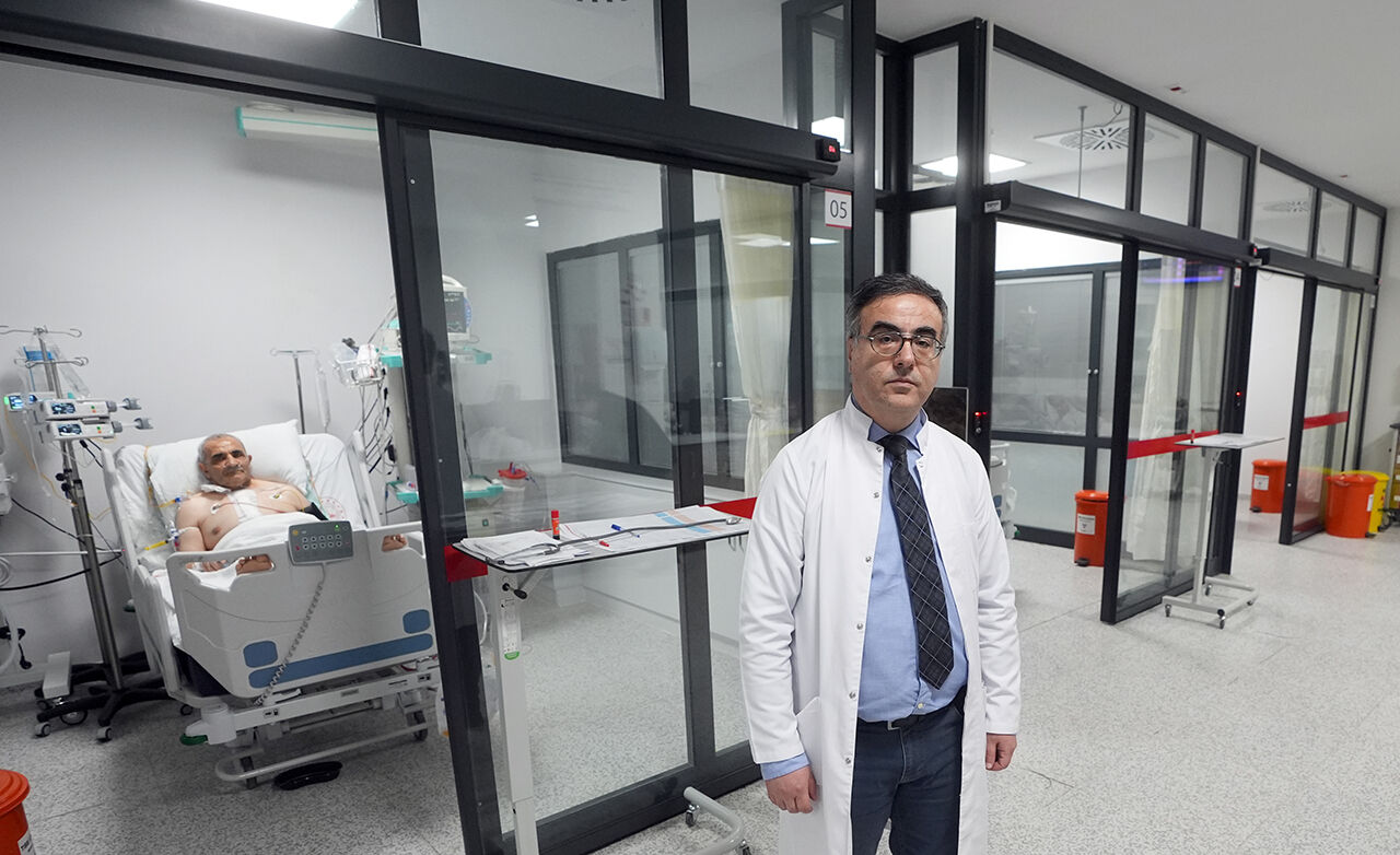 Bel ağrısı için geldi, kalp ameliyatı oldu: Yılda 200 bin kişi bu yüzden hayatını kaybediyor Bel ağrısı için geldi, kalp ameliyatı oldu: Yılda 200 bin kişi bu yüzden hayatını kaybediyor - 2. Resim