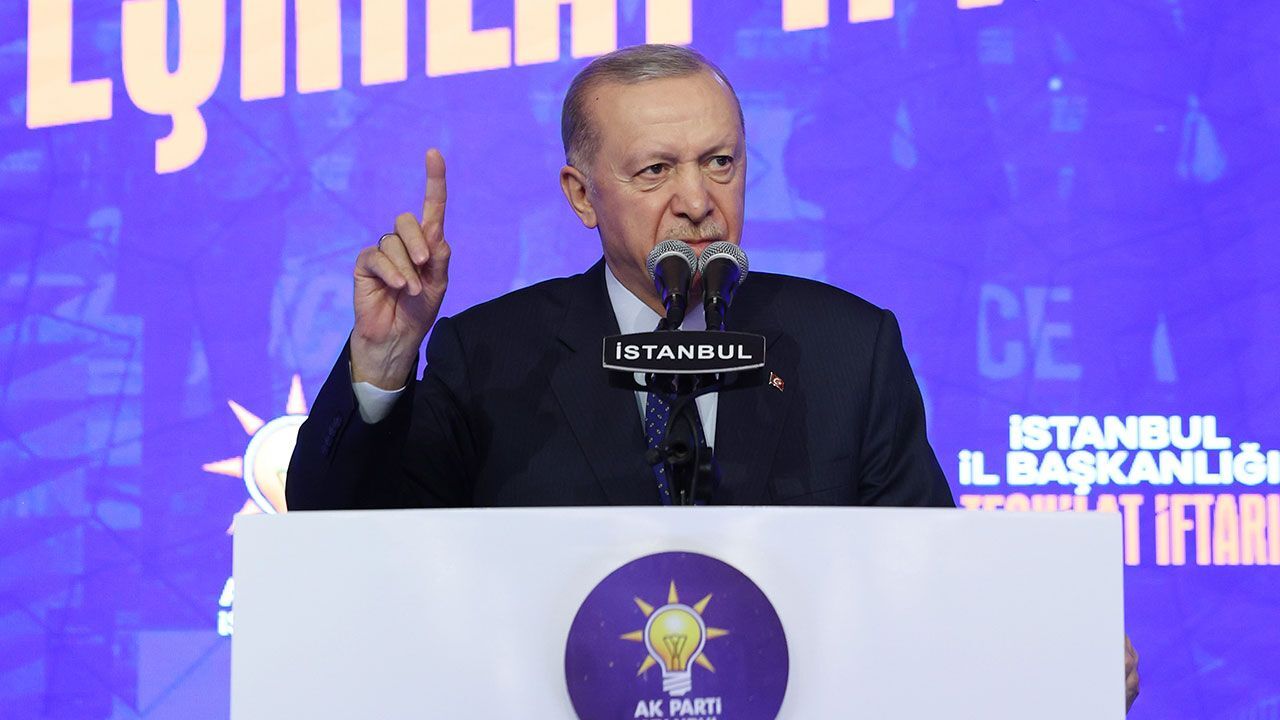 Cumhurbaşkanı Erdoğan&#039;dan CHP&#039;ye yolsuzluk için sert tepki: &quot;Bir avuç soyguncuyu koruyan aparat oldu&quot;