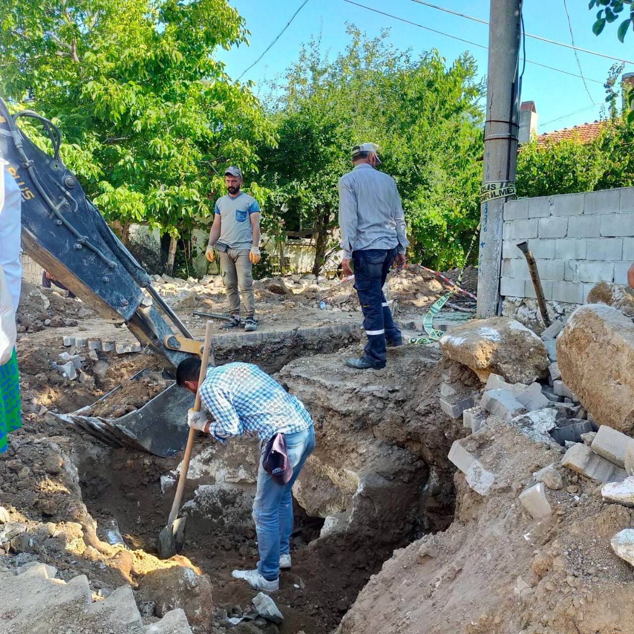 Denizli'de tarihi keşif: altyapı çalışmasında antik lahit bulundu! - 3. Resim