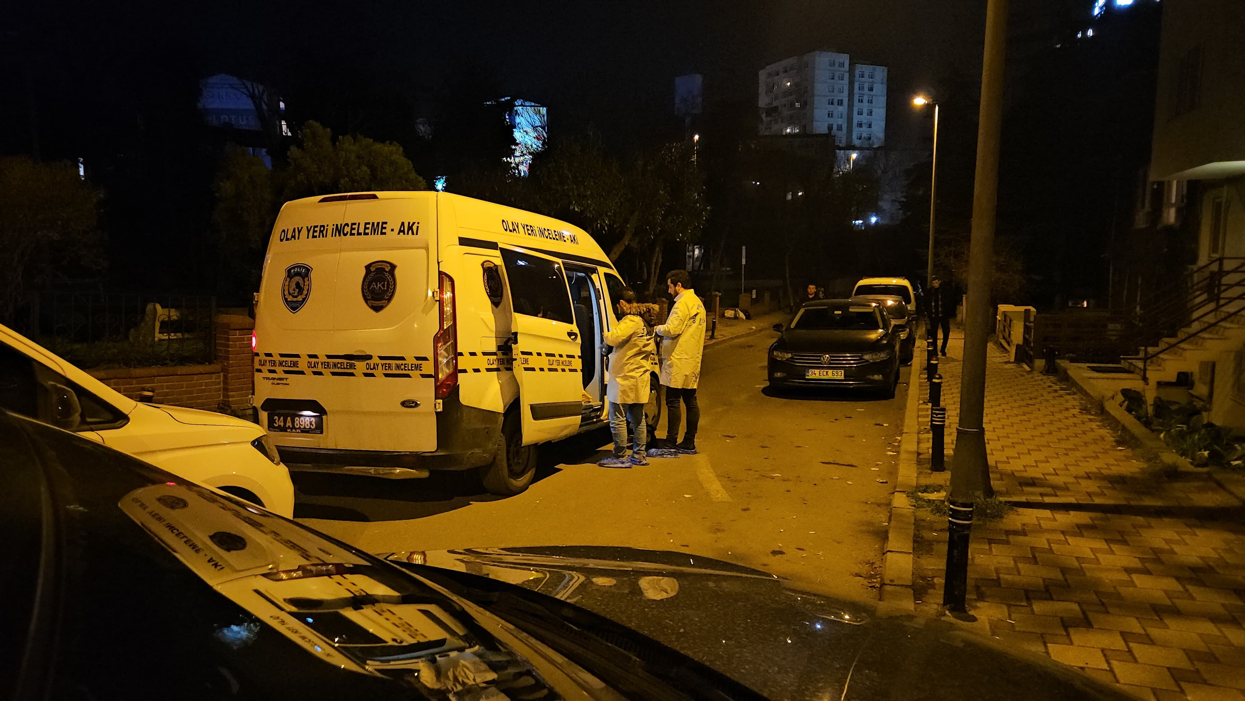 İstanbul'da Irak Başkonsolosluğuna silahlı saldırı İstanbul'da Irak Başkonsolosluğuna silahlı saldırı - 1. Resim