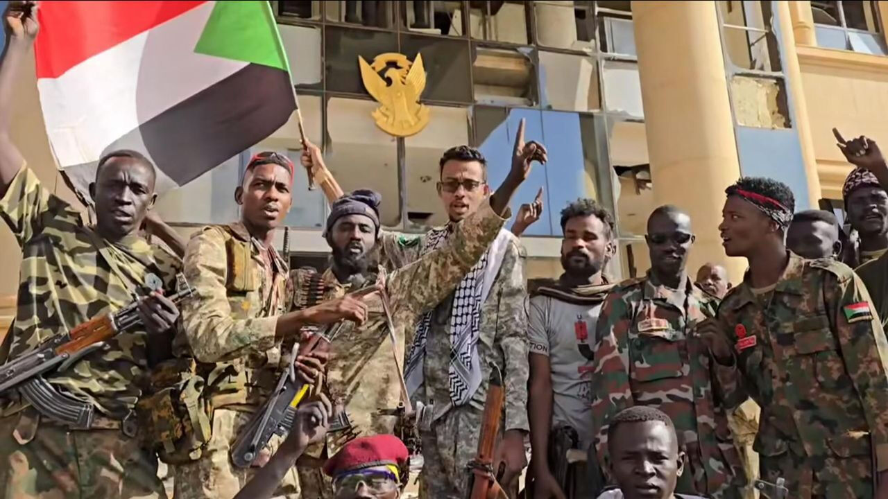 Sudan Ordusu’ndan RSF’ye büyük darbe: Cumhuriyet Sarayı geri alındı! - 1. Resim
