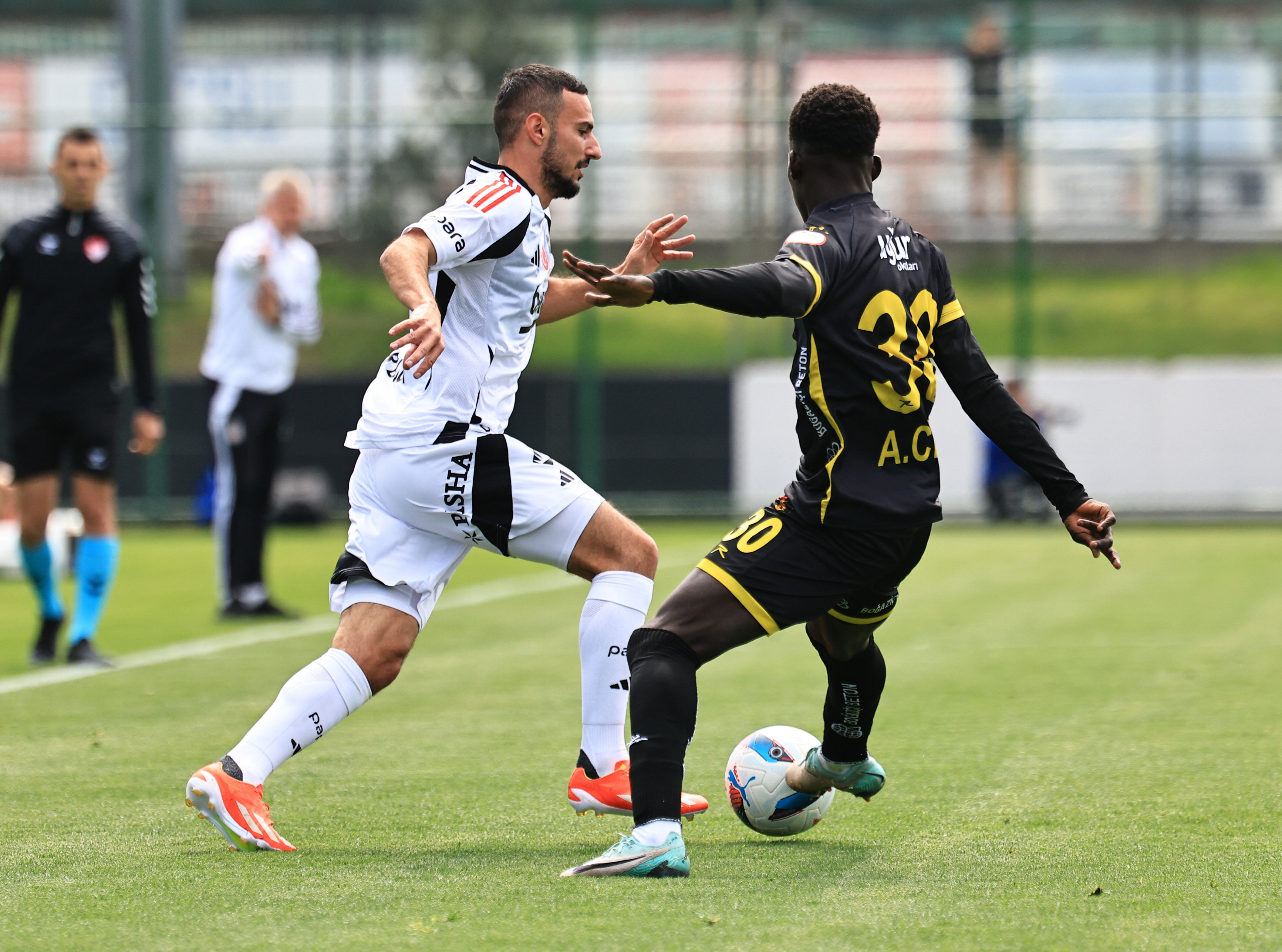 Beşiktaş İstanbulspor'a mağlup! Kalesinde 3 gol gördü - 1. Resim