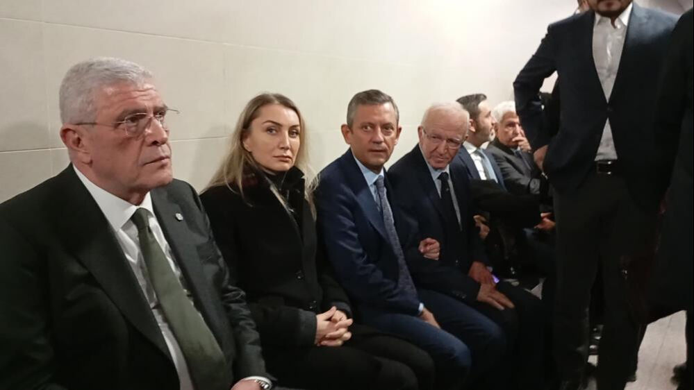 Mahkeme 'terör' ve 'yolsuzluk' soruşturmasında kararını verdi! İBB Başkanı Ekrem İmamoğlu tutuklandı Ekrem İmamoğlu hakim karşısına çıktı! Mahkemenin kararı bekleniyor - 1. Resim