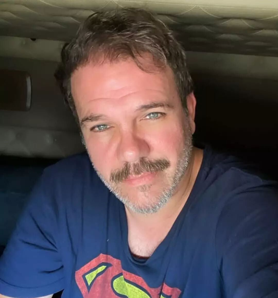 Oyunculuğu bırakıp tır şoförü olmuştu! Tolga Karel'den dikkat çeken paylaşım: 