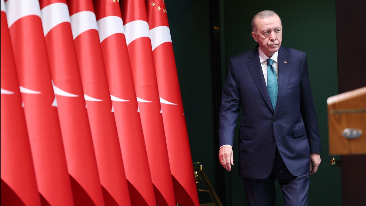 Cumhurbaşkanı Erdoğan&#039;dan muhalefete rest: Cesaretiniz varsa usulsüzlüklerin hesabını verin