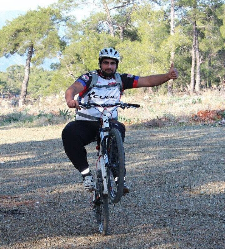 Görenler gözlerine inanamıyor! 60 kilo veren genç şampiyonluğa hazırlanıyor - 1. Resim