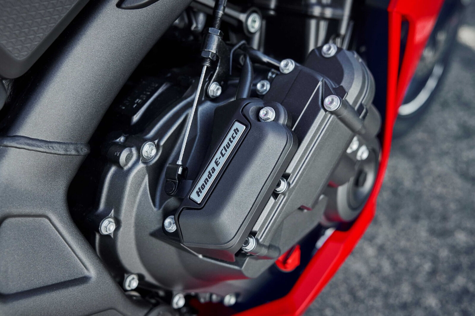 Honda’dan bir ilk! E-Clutch teknolojisi nedir? - 1. Resim