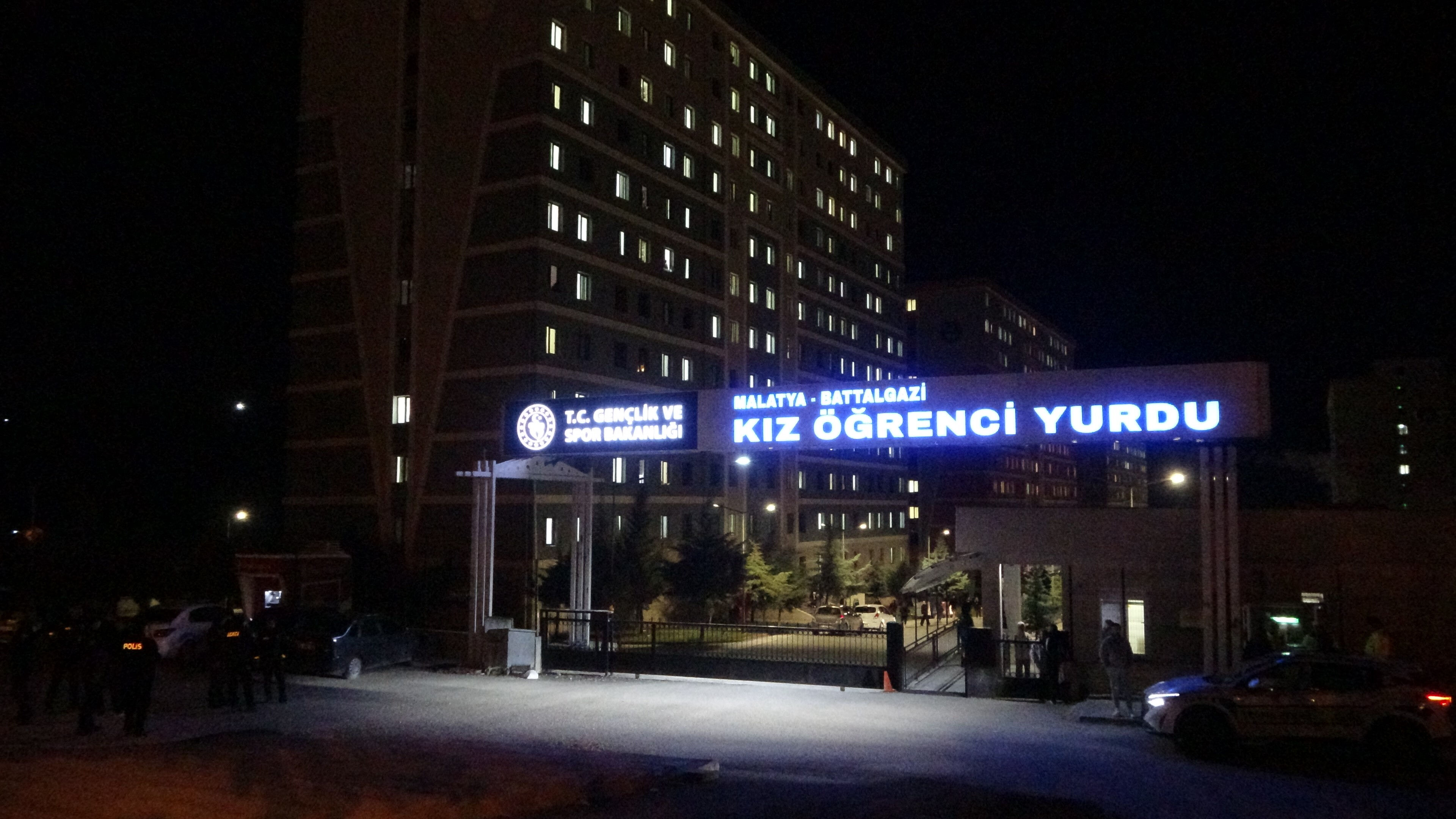 Kız öğrenci yurdunda şüpheli ölüm! Kız öğrenci yurdunda şüpheli ölüm! - 2. Resim