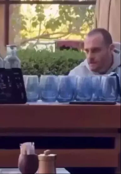 Oyuncu Kerem Bürsin imaj değiştirdi! Yeni görüntüsü şaşırttı - 2. Resim