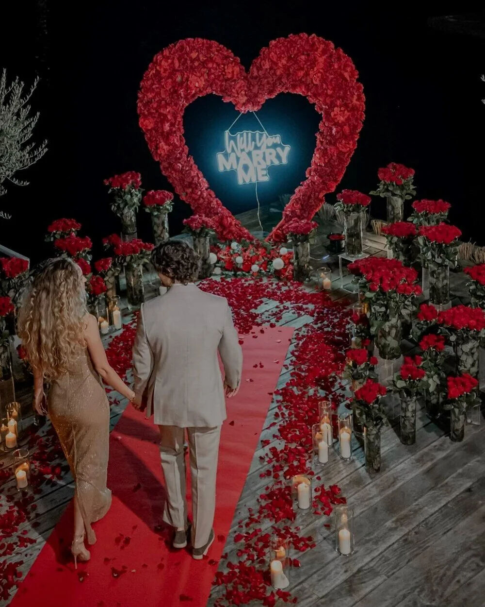 Ünlü futbolcu Ferdi Kadıoğlu evleniyor! İşte müstakbel eşi... - 2. Resim