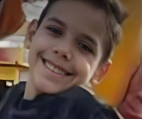 Dehşete düşüren olay! Kopan elektrik teli küçük çocuğu canından etti Dehşete düşüren olay! Kopan elektrik teli küçük çocuğu canından etti - 1. Resim