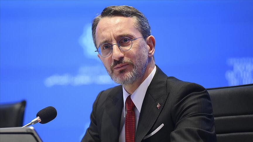 Fahrettin Altun'dan Özgür Özel'e 'sözde boykot' ayarı: Başarısız siyaset mühendisliği girişimlerinden biri Fahrettin Altun'dan Özgür Özel'e 'boykot' ayarı: Başarısız siyaset mühendisliği girişimlerinden biri - 1. Resim