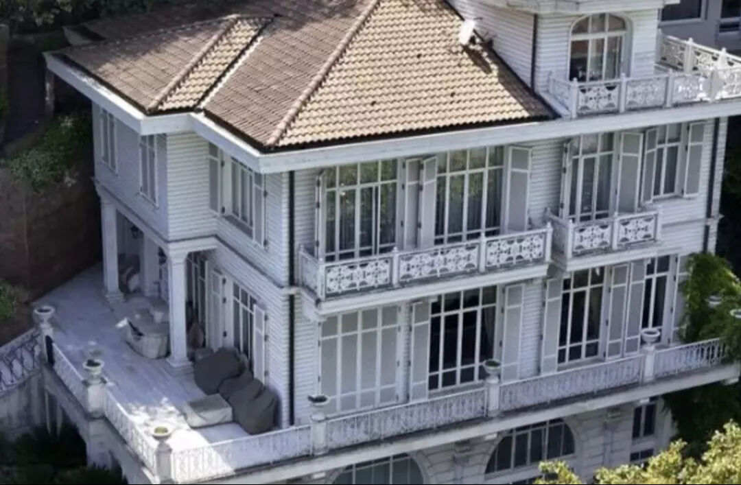 FETÖ firarisi Akın İpek'in lüks yalıları yine satışta: Geçen yılın fiyatı gölgede kaldı - 4. Resim