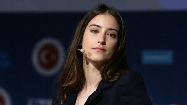 Hazal Kaya'nın destek paylaşımı tepki çekti! Hemen silip, özür diledi ama iş işten geçti Hazal Kaya'nın destek paylaşımı tepki çekti! Hemen silip, özür diledi ama iş işten geçti - 1. Resim