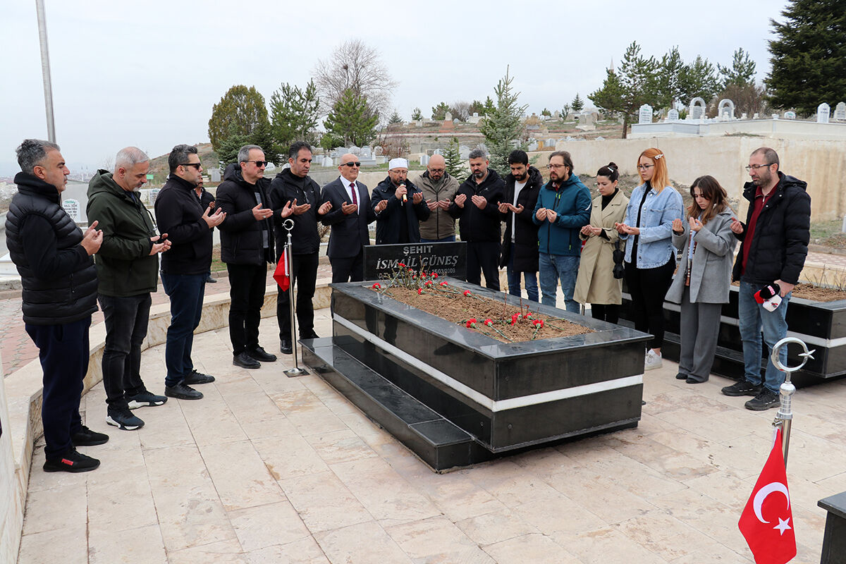Meslektaşları gazeteci İsmail Güneş'i unutmadı - 1. Resim