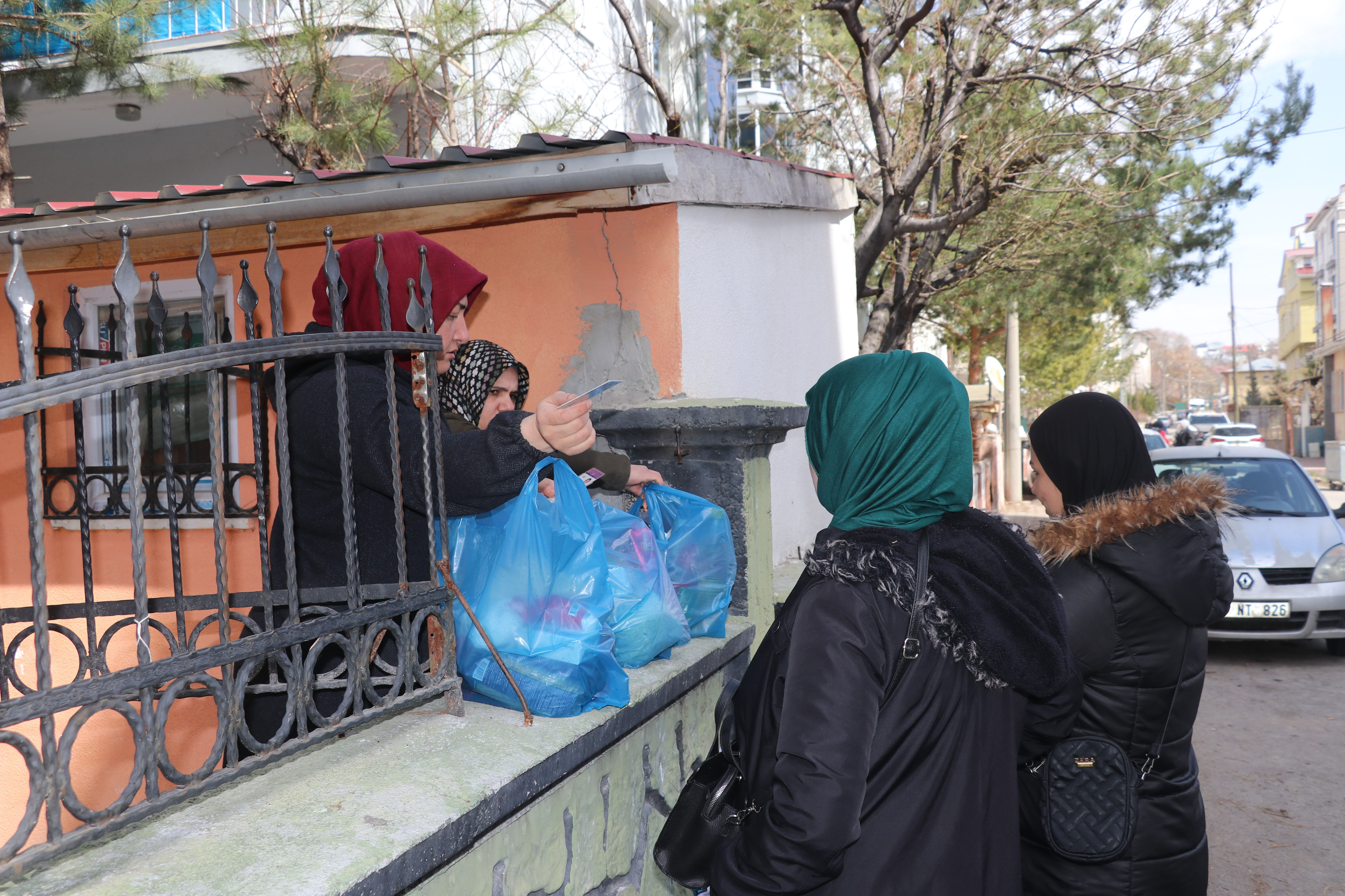 Sivas'taki bu markette fiyat etiketi yok! Alışveriş sadece 3 şart var - 4. Resim