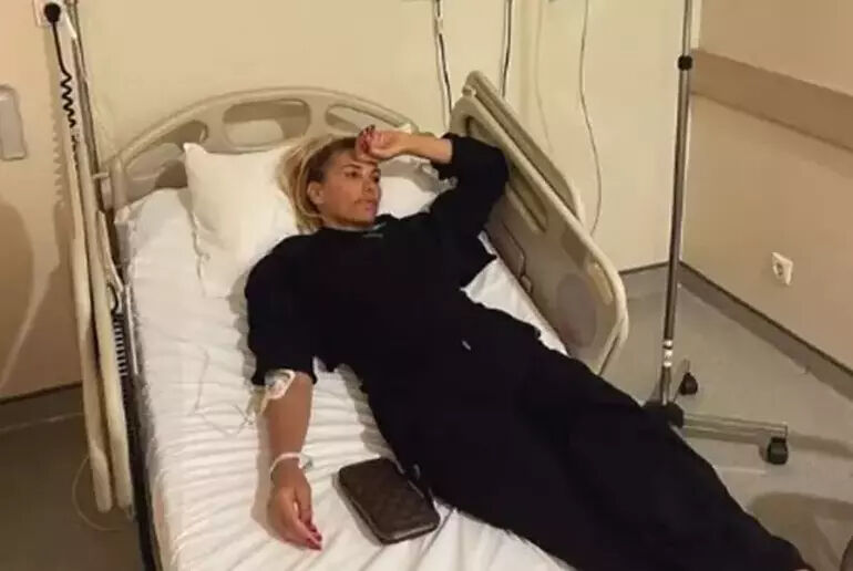 Botokstan zehirlenmişti! Şarkıcı Hatice'nin son hali korkuttu: Yaşadıklarını tek tek anlattı - 2. Resim
