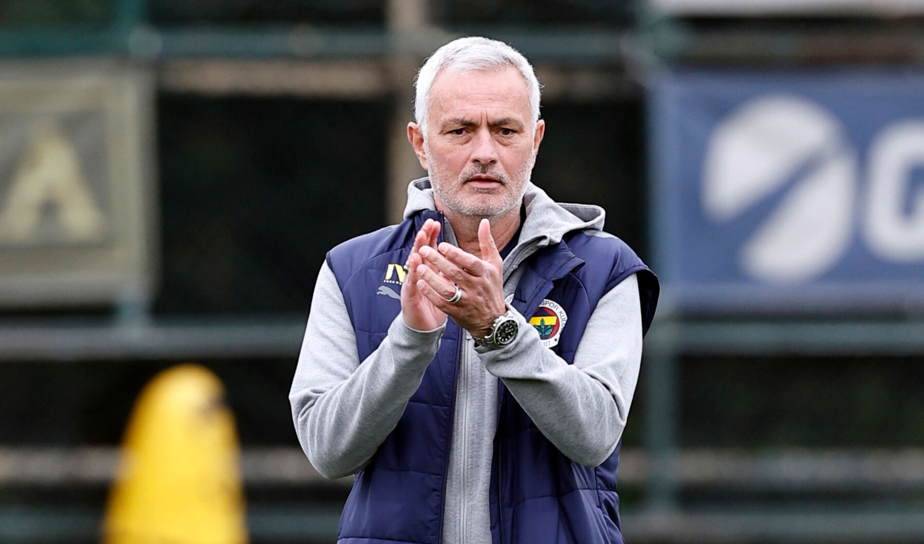 Fenerbahçe, Bodrum FK maçı hazırlıklarını sürdürdü! Dzeko maskeyle idmana katıldı - 1. Resim