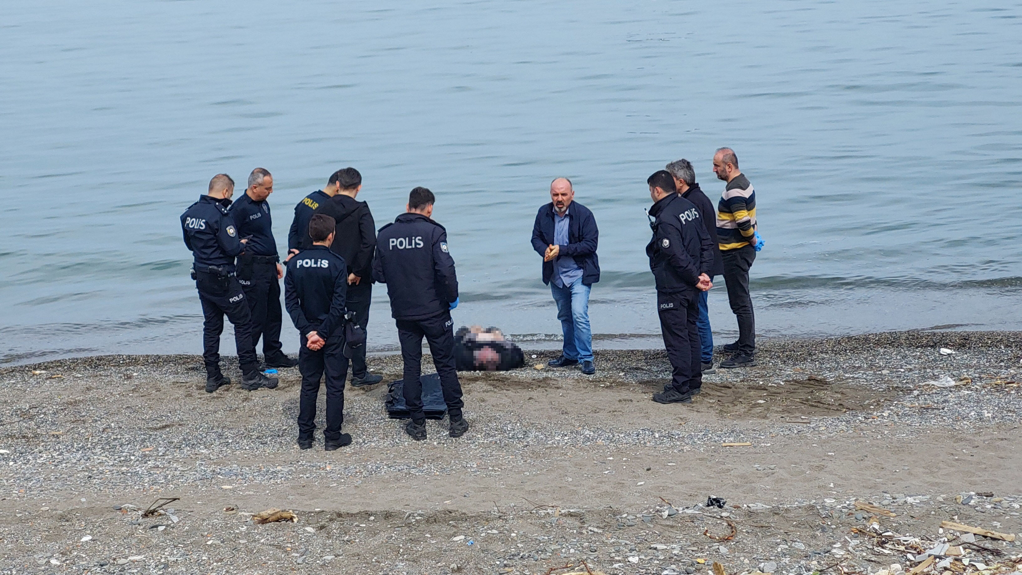 Ailesi kayıp başvurusunda bulunmuştu! Cansız bedeni denizden çıkarıldı Ailesi kayıp başvurusunda bulunmuştu! Cansız bedeni denizden çıkarıldı - 1. Resim