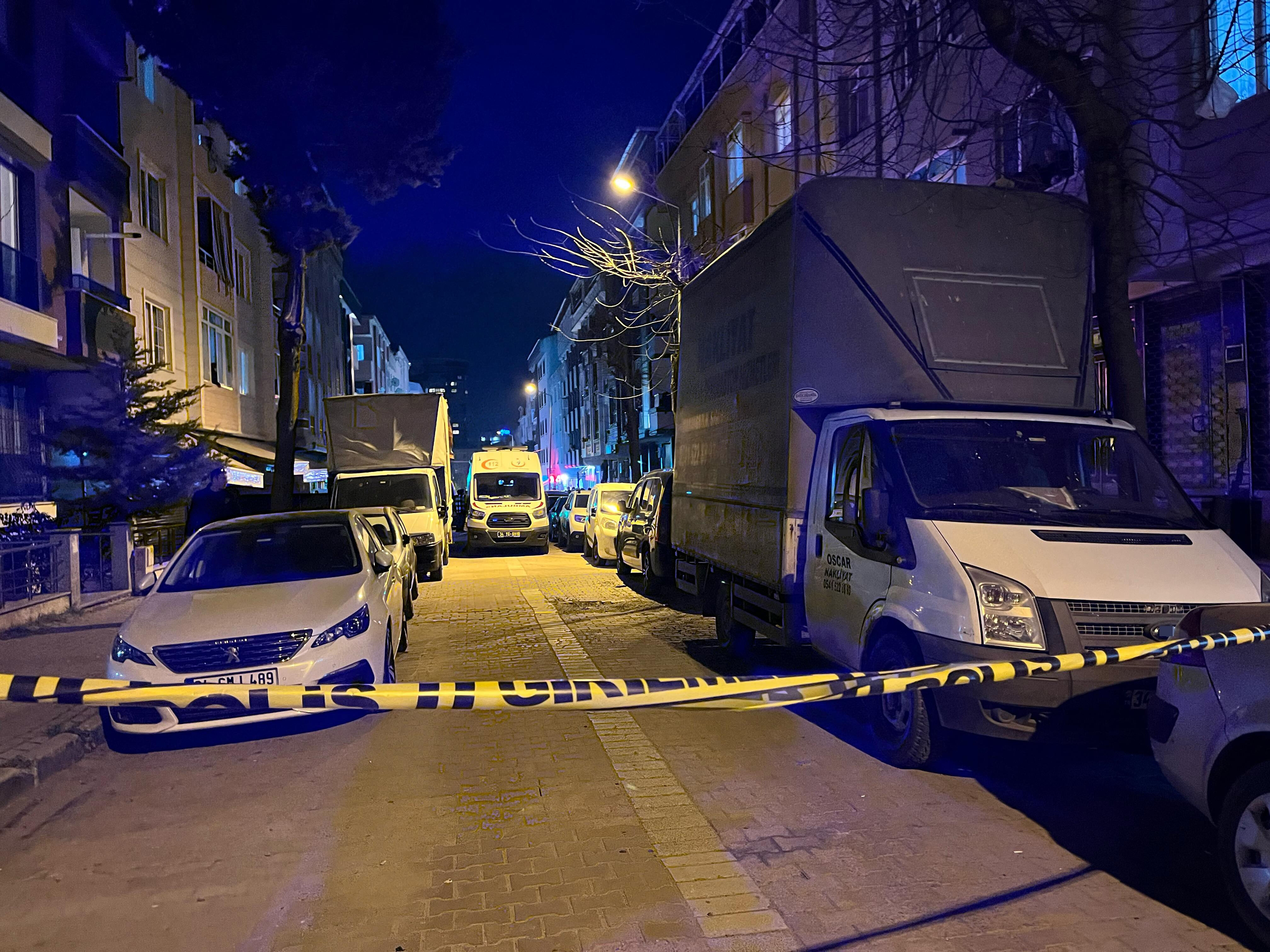 Avcılar'daki katliamın detayları kan dondurdu! İntihar etmeden önce 1 yaşındaki kızını teslim etti... - 3. Resim