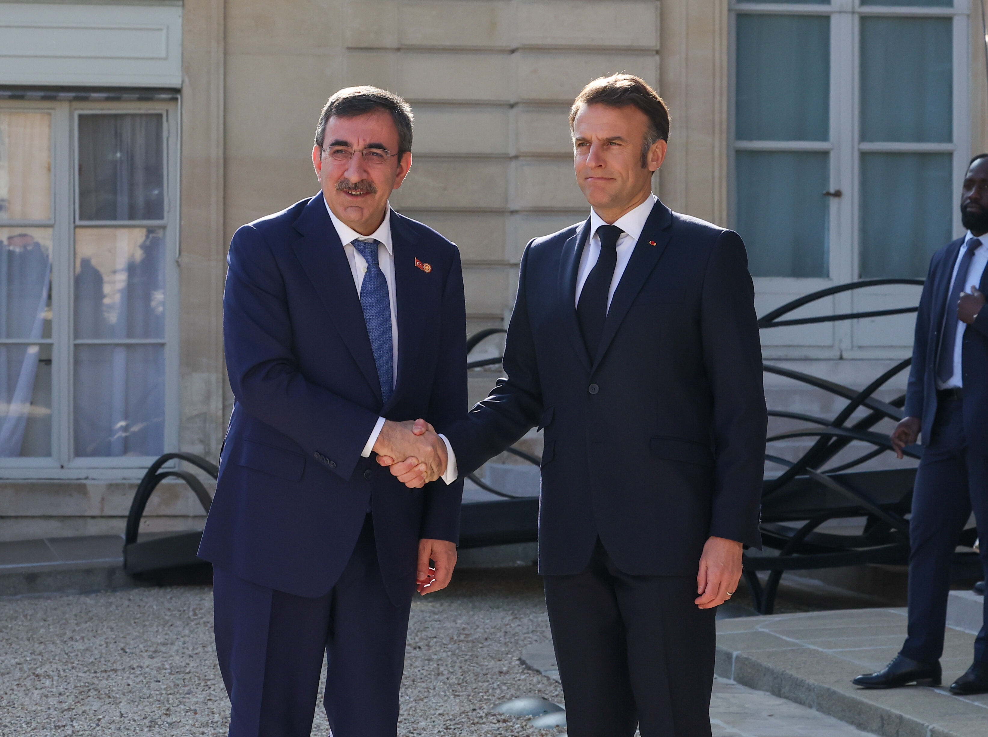 Cevdet Yılmaz'dan Paris'te barış mesajı: Rusya-Ukrayna arasında ateşkes için müzakere şart - 2. Resim