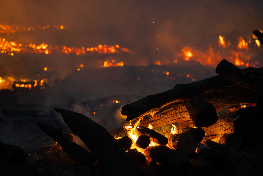 Güney Kore'deki orman yangınlarında can kaybı arttı! Binlerce insan tahliye edildi Güney Kore'deki orman yangınlarında can kaybı arttı! Binlerce insan tahliye edildi - 3. Resim