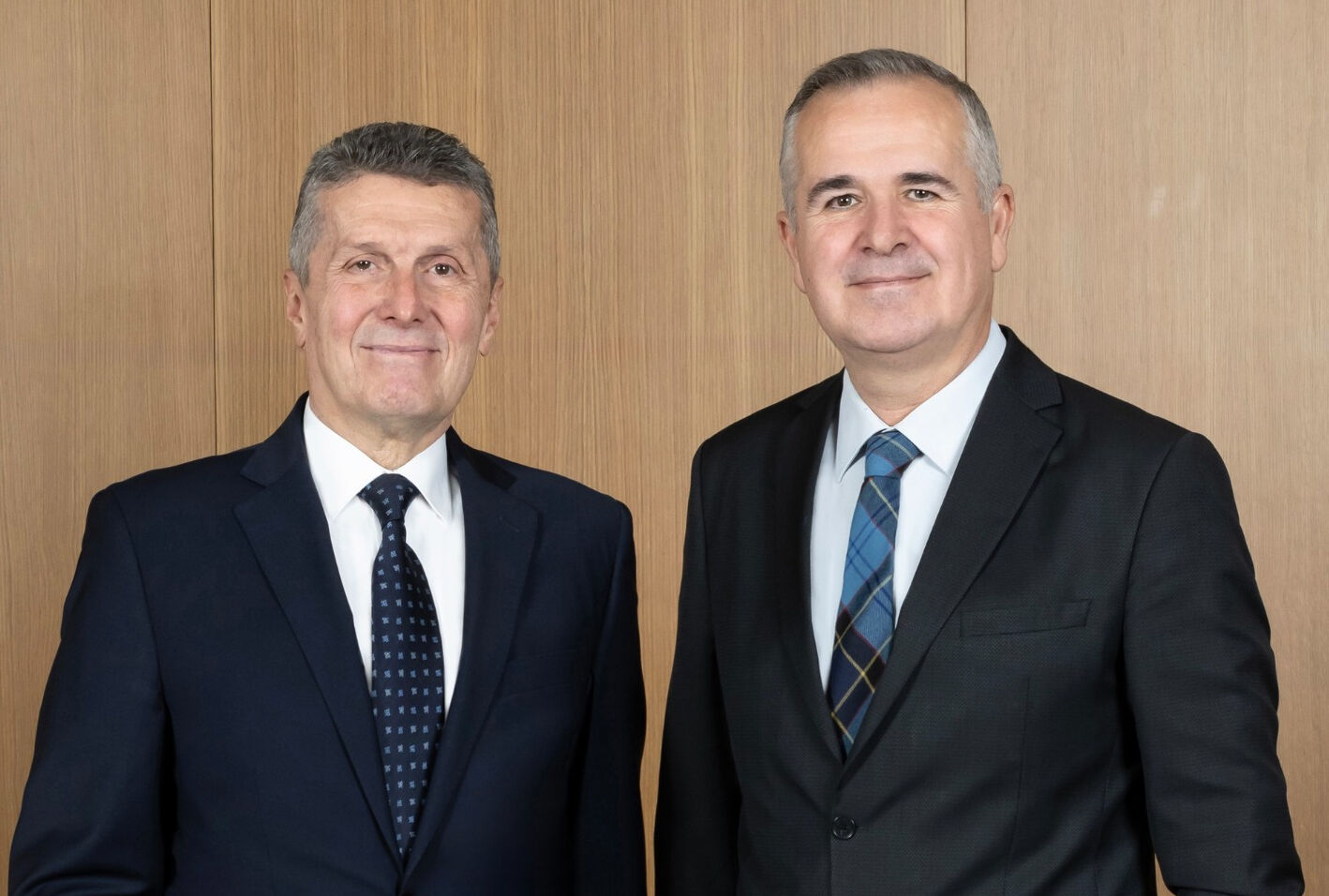 Sabancı Holding Yönetim Kurulu Başkanlığı'nı bir profesyonel üstlendi Sabancı Holding Yönetim Kurulu Başkanlığı'nı bir profesyonel üstlendi - 2. Resim