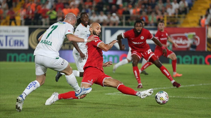 Antalyaspor - Alanyaspor maçı hangi kanalda, ne zaman, saat kaçta? Süper Lig 29. haftada heyecan sürüyor! - 3. Resim
