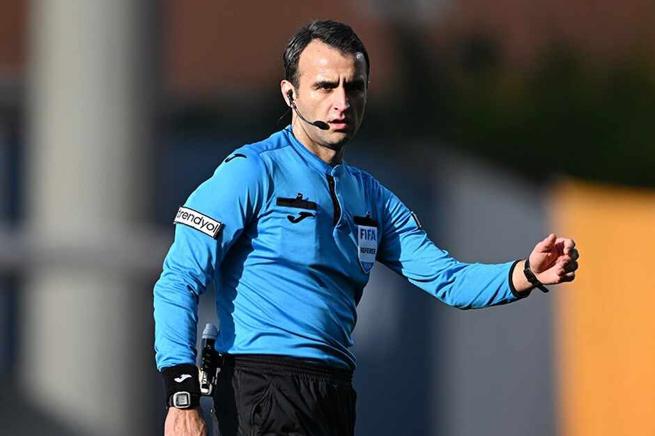 Bodrum FK - Fenerbahçe maçı hakem kadrosu belli oldu mu? VAR hakemi açıklandı! Bodrum FK - Fenerbahçe maçı hakem kadrosu belli oldu mu? VAR hakemi açıklandı! - 1. Resim