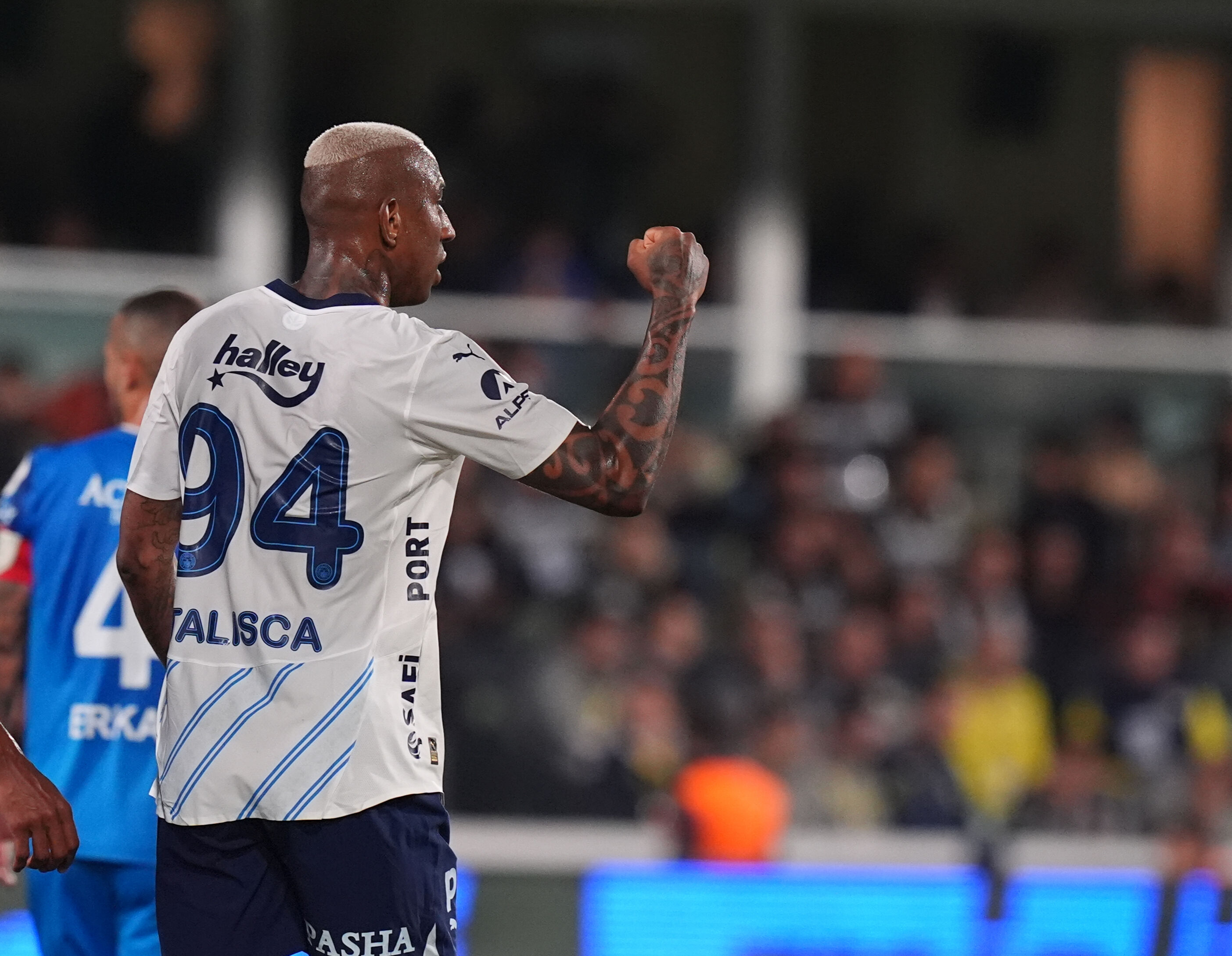 Fener'in Bodrum sefası! Kanarya, Bodrum FK'yı farklı yenip yara sardı CANLI ANLATIM | Sipay Bodrum FK - Fenerbahçe - 1. Resim