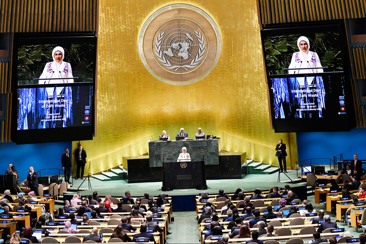 Emine Erdoğan'dan Birleşmiş Milletler'de modacılara seslendi: Bu ağır fatura tüm insanlığa kesiliyor! - 2. Resim