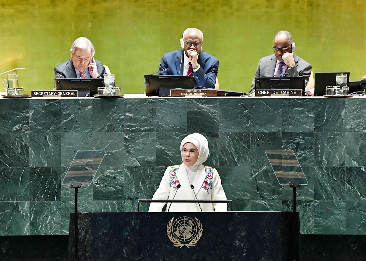 Emine Erdoğan'dan Birleşmiş Milletler'de modacılara seslendi: Bu ağır fatura tüm insanlığa kesiliyor! - 1. Resim