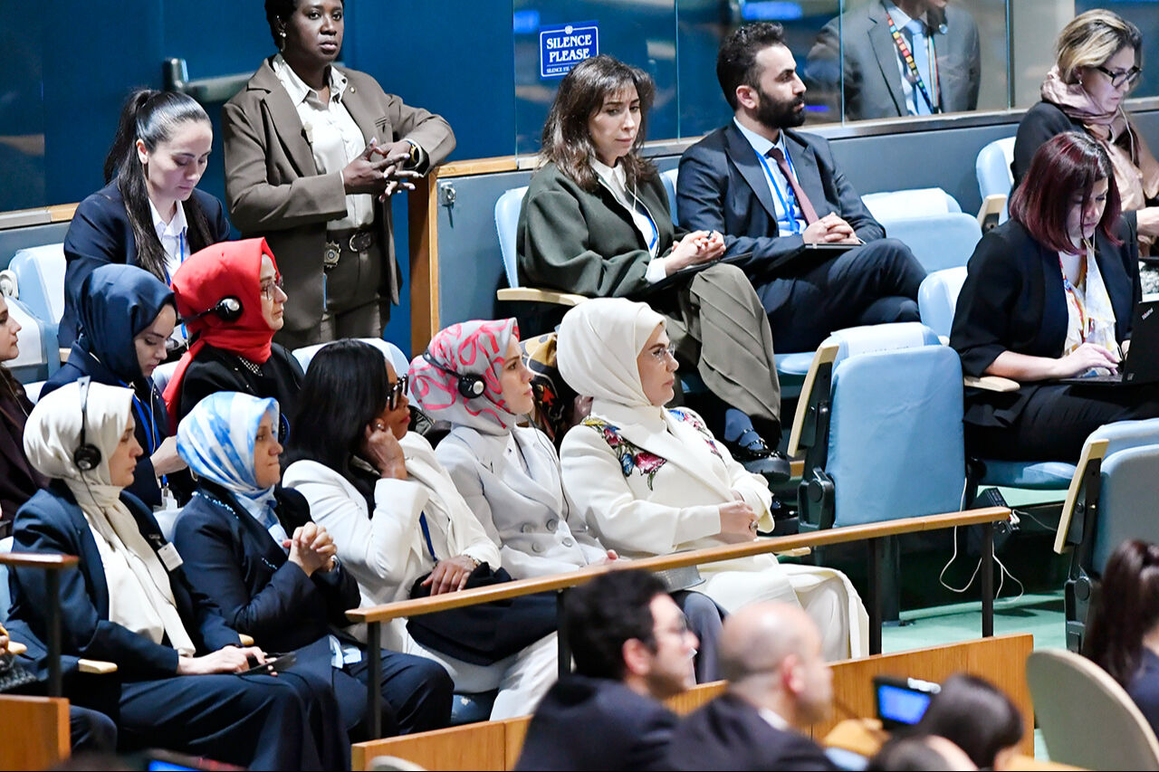 Emine Erdoğan'dan Birleşmiş Milletler'de modacılara seslendi: Bu ağır fatura tüm insanlığa kesiliyor! - 3. Resim