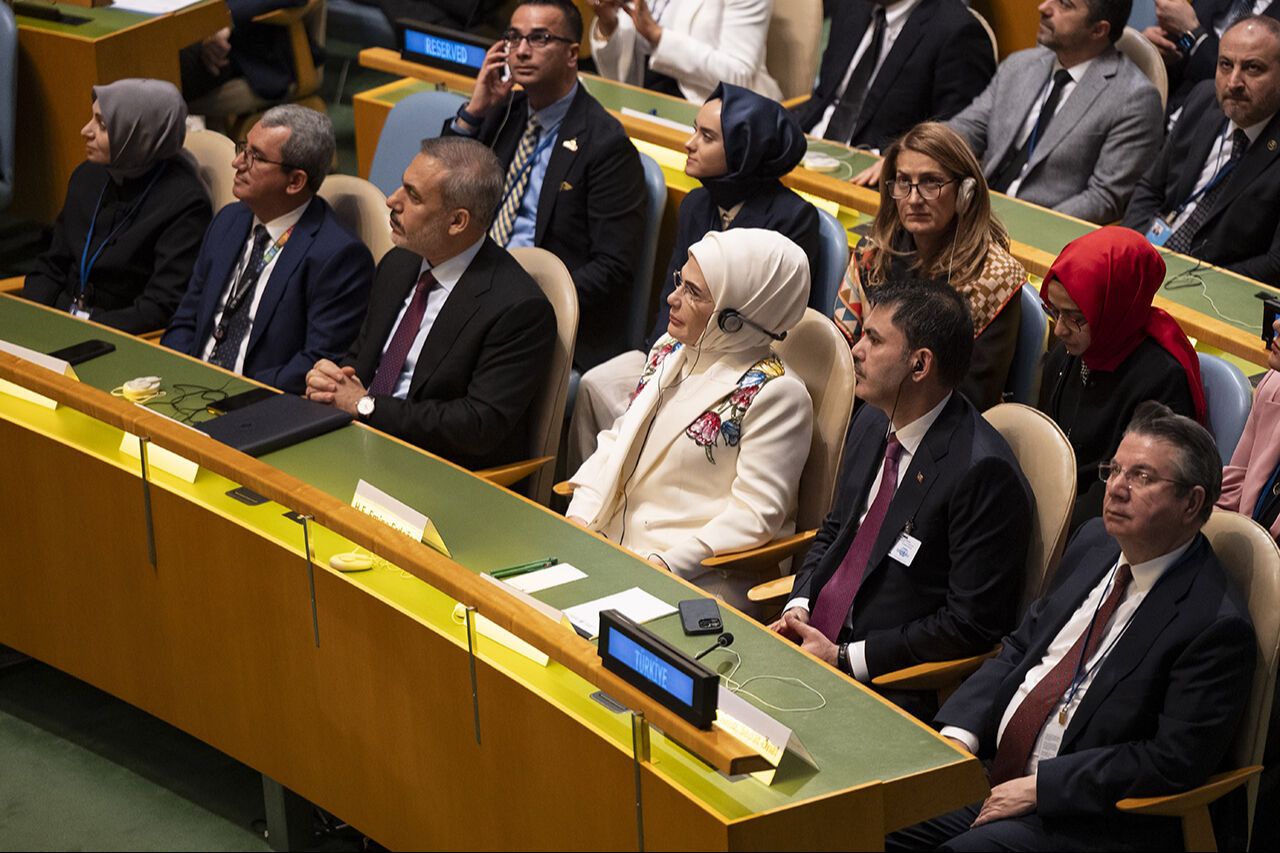 Emine Erdoğan'dan Birleşmiş Milletler'de modacılara seslendi: Bu ağır fatura tüm insanlığa kesiliyor! - 1. Resim