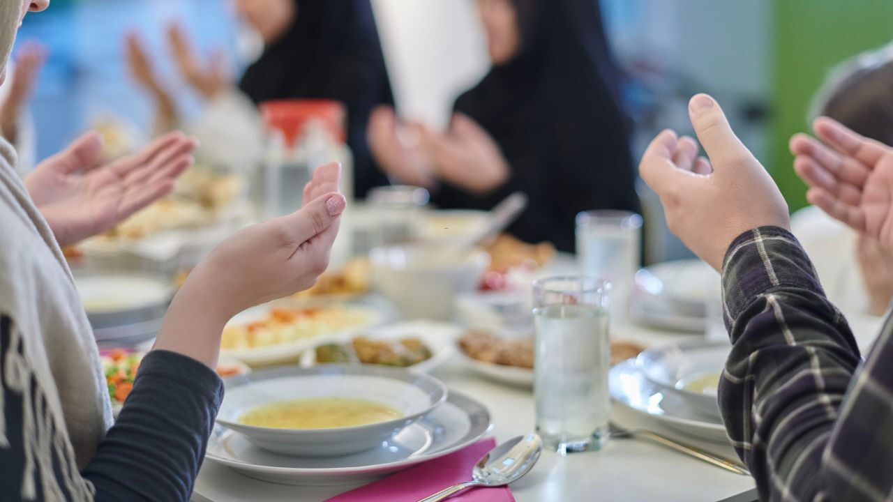 Şevval orucu ne zaman tutulur, Şevval orucu hangi gün? Şevval ayı altı gün orucu faziletleri Şevval orucu ne zaman tutulur, Şevval orucu hangi gün? Şevval ayı altı gün orucu faziletleri - 1. Resim