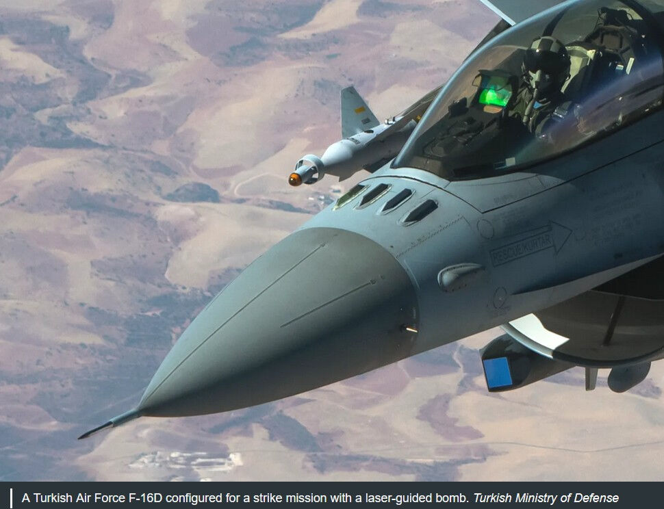 UBAS sistemiyle Türk F-16’ları yazılıma gerek duymadan silahlanacak! ABD basını manşete taşıdı - 1. Resim