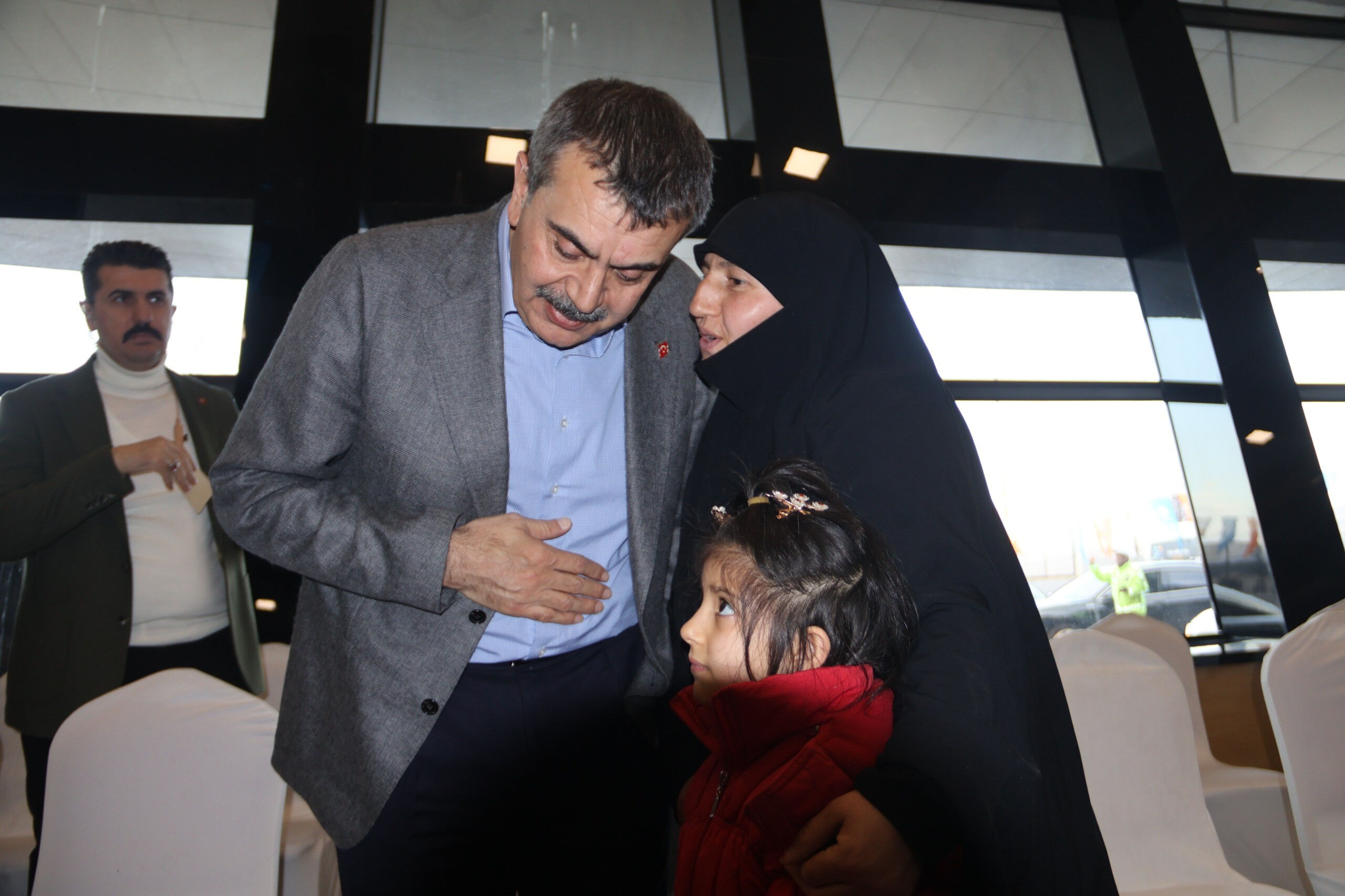 Bakan Tekin'den sert boykot çıkışı: Milli birliği sabote eden siyasetle karşı karşıyayız - 2. Resim