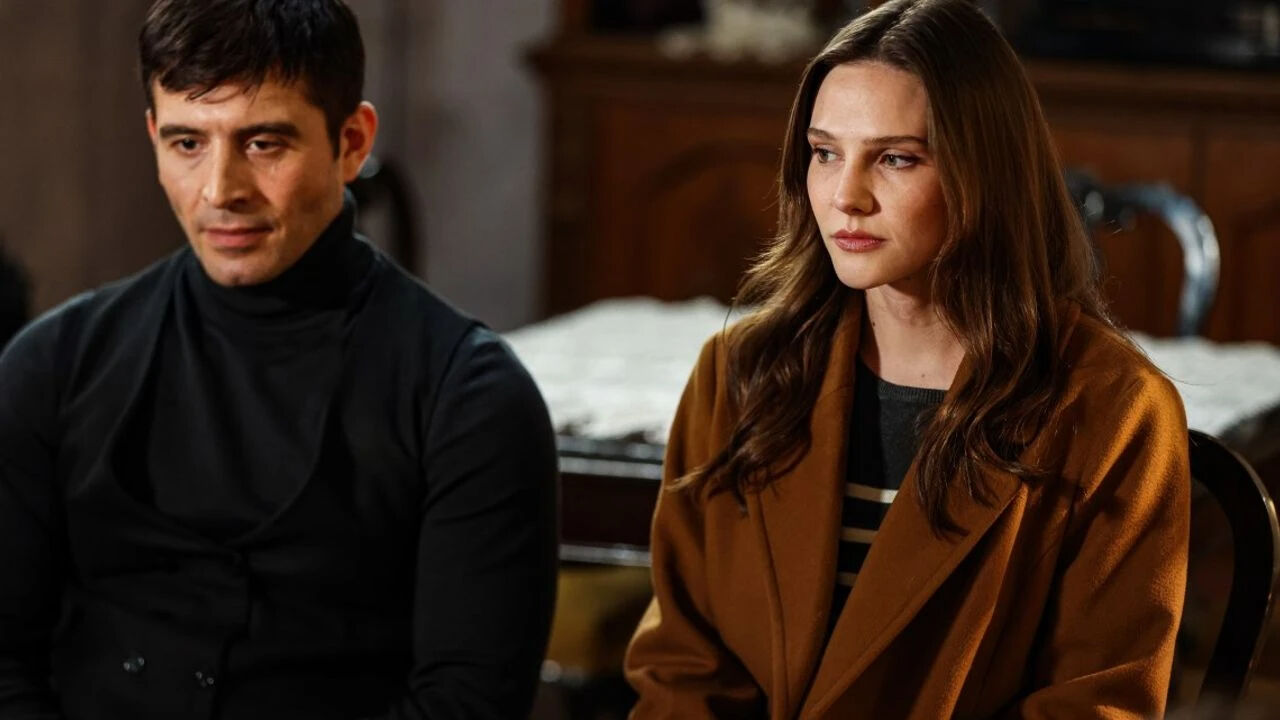 Bir Zamanlar İstanbul yeni bölüm ne zaman? Bir Zamanlar İstanbul 8. bölüm özeti - 3. Resim